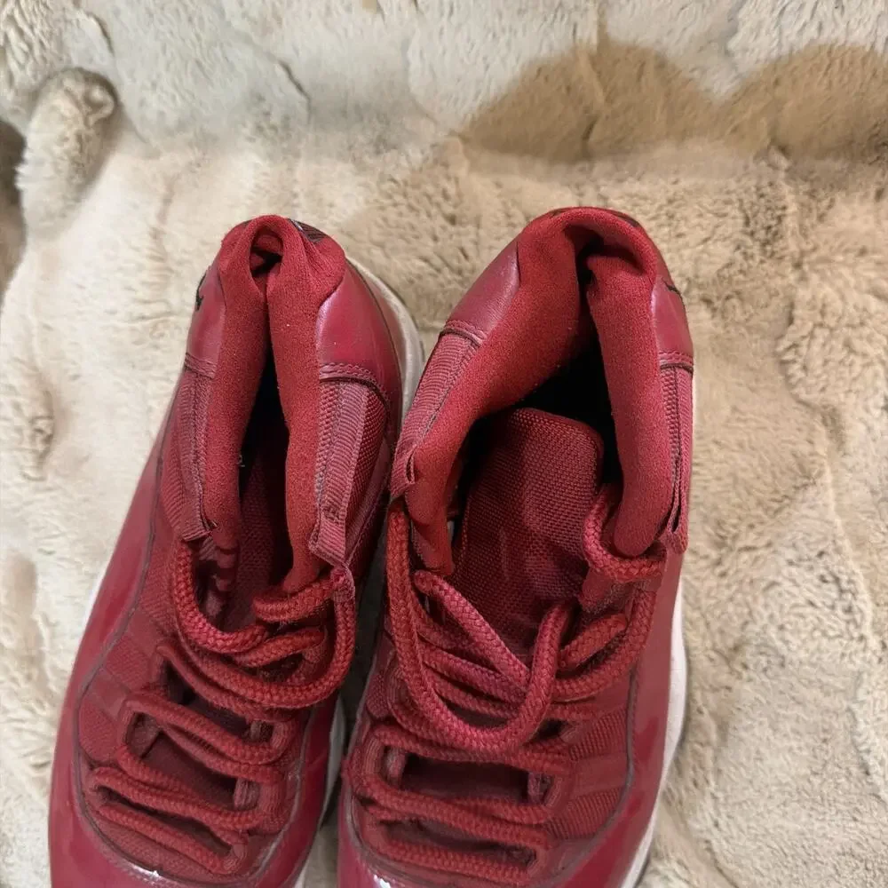 Size 8.5 - Jordan 11 Retro High Win Like '96